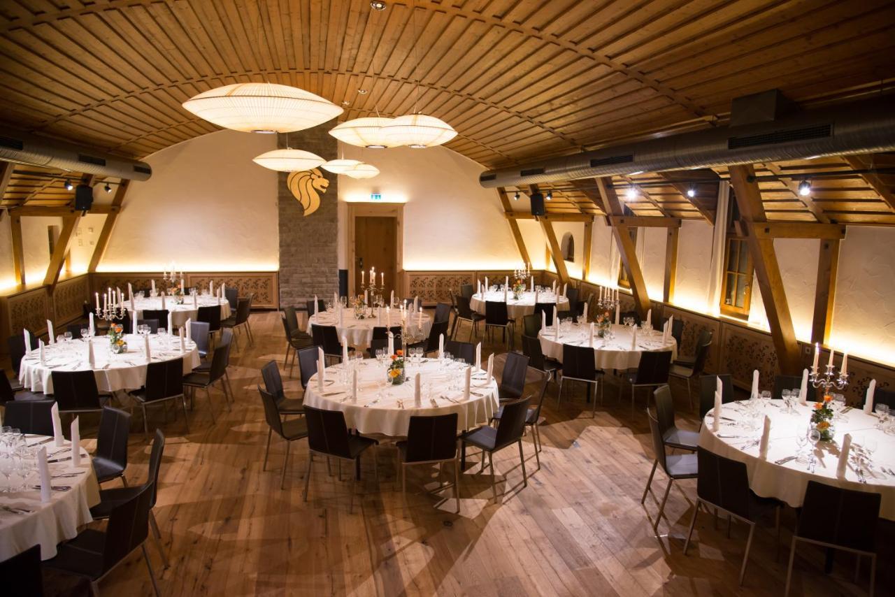Hotel & Gasthof Loewen أولم المظهر الخارجي الصورة